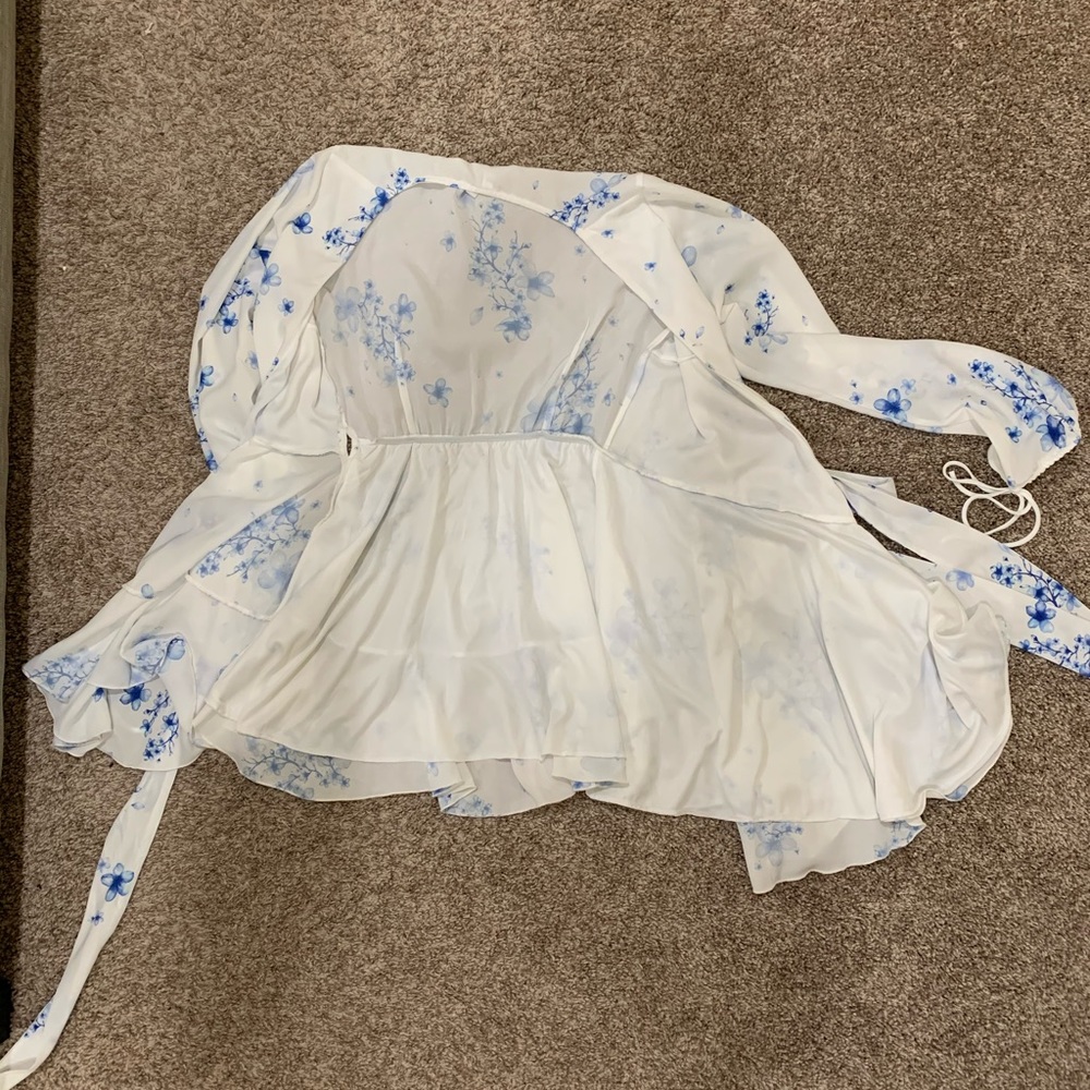 Lucy in the Sky Lexi ruffle wrap dress - Picture 2 of 5